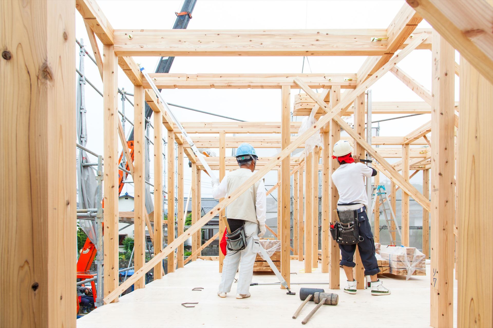 木造住宅の建築現場_M